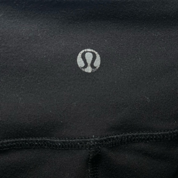 Lululemon Wunder Under Pant- Black/ Size 6 - Picture 4 of 6